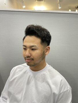 ラーク(LUXU) 【LUXU】テーパーフェード+パーマ