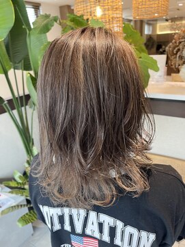 コスタエストオブリシェール(COSTA EST of RICHAIR) 立体感！細かめハイライトてわナチュラルスタイル