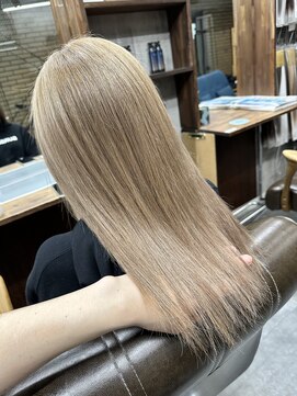 ラフ(LAFF) #ショコラアッシュ#ヘルシースタイル#ふんわりカール