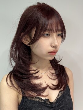 ワン バイ ジエクト(One by The Ect) 韓国レイヤーハッシュカット小顔前髪トレンドカシスレッド