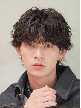 レタッチ バイ フィフス 天神大名(RETOUCH by fifth) 福岡天神ゆるめシャドウパーマメンズマッシュウルフカット緩め