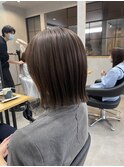 切りっぱなし立体感カラーボブ担当者浜辺海斗