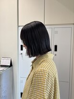 アローム(alom) イメチェン/ホワイトブロンド/外ハネボブ/美髪/茅ヶ崎