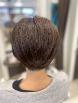 プランタン フォー ヘアー(printemps FOR HAIR) ネープレスショート