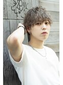 グレージュ×センターパート×束感×軽やか×抜け感