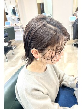 クラネ(CLANE.) 顔周りで見せるレイヤースタイル