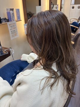 クオレ 豊岡駅前(Cuore) 光沢グレージュ