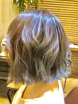 コロチカ(corochika by happia) レディースショートボブ、青葉台