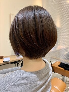 ラブアンドヘアーフロー(Love&Hair Flow) ショートボブ