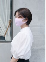 ホワイトルーム(White Room) フェミニンショート♪