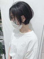 ステア ケース(stair case)&nbsp;黒髪ハンサムショートボブ2022年銀座春夏髪型