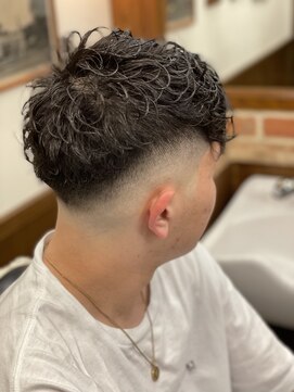 ヒロギンザバーバーショップ 新宿店(HIRO GINZA BARBER SHOP) スペインパーマ