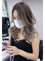 レディアル 大宮(REDEAL ope.) レイヤーカット　バレイヤージュ　ハイライト