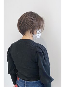 ゴーズゴードットビー 吉祥寺(go s go .b) 流れるレイヤーのラフニュアンスショート【吉祥寺】