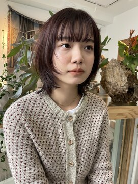 ナヌークカフラ(nanuk kafla) ミディアムレイヤーウルフ