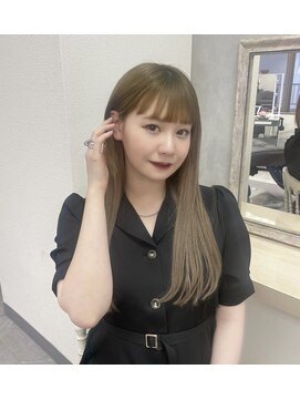 グロウ 秋葉原(grow) プルエクステで作るミルクティーカラー