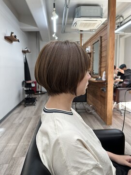 シャッター(Shutter) シースルーショート