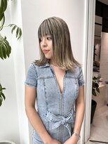 ステア ケース(stair case)&nbsp;地毛残し　ブロンドハイライト　20代30代40代