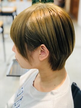 グランデュール 東静岡池田店(GRANDEUR) 切りっぱなしボブ透明感ショコラベージュ丸みショート韓国20代