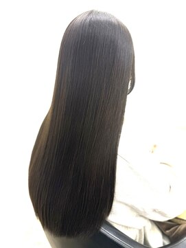 イレス 新札幌店(IRESU) ドレスヘア/ショコラアッシュ/弱酸性縮毛矯正/髪質改善/新札幌