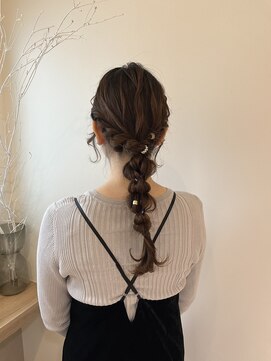 ラ ブランシュ 大宮(La Blanche) 編みおろし/イヤーカフアレンジ/ヘアセット