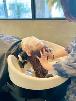 ヘアーサロンウル(hair salon ulu)の写真/【仙台/宮町/髪質改善】ミルボンヘッドスパアイテムで頭皮の汚れもスッキリ！夢シャンで極上のスパ体験を♪