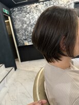 ニーゼロゼロナナ(2007)&nbsp;ショートボブ
