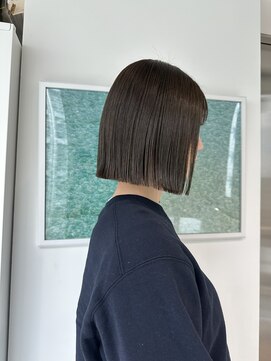 オットット(OttottO) 赤みなしカラーボブ