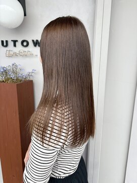 ルトワ(Lutowa) 髪質改善ストレート