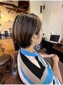 耳掛けシンプルショートボブ