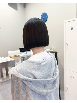 コール(cor.) 【cor.】パツッとストレートボブ