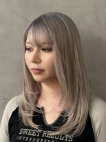 サロンドバン 恵比寿 ホワイトベージュ×レイヤーカット