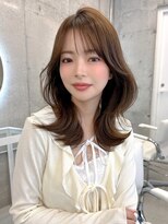 フォンズ(FONS) 外ハネくびれヘア 外ハネミディ ベージュブラウン