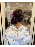 成人式ヘア【ふわふわサイドおだんご】