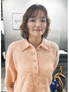 クイン(qin) スパイラルパーマレイヤーボブパーマ