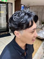 クオリス 上板橋店(QUALIS)&nbsp;刈り上げセンターパート◎ラルフカールで爽やかビジネスヘア