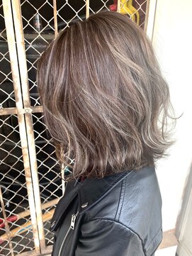 フェーディン(fa/din) ハイライトグレージュミディ