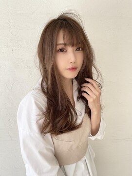 オーロ 西大寺店(ORO) 柔らかいアッシュブラウン大人ロング