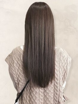 ヴァンクラウドフロムコウベ(VENT CLOUD from KOBE)の写真/今人気の自然な仕上がりのストレート♪価格以上の仕上がりに大満足！あなたの髪質を見極め、ご提案します☆