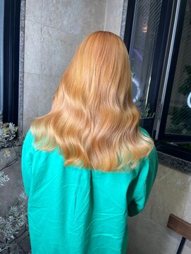 エイミー(Aimee) Aimee 町田　ハニーブロンド×艶ウェーブ