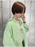 前上がりハンサムショート