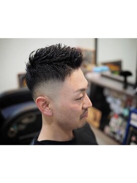 リヴ ヘアワークス(LiVE HAIR WORKS) skinfade