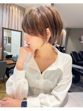 ロンド アンブル 四条烏丸(Lond ambre) 【Lond ambre】川村利幸/大人美人ショート×シルキーベージュ