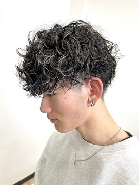 リードヘアーバイバンプ(Lead Hair by vamp) 外国人風パーマ