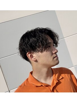 プリック(PRick) ツイストスパイラル/センターパート/メンズパーマ