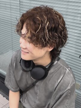 リベル(LIBER) ウルフパーマ/メンズカット/メンズパーマ/スパイラルパーマ/眉毛