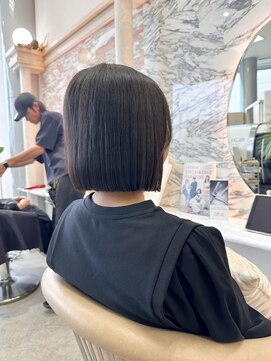 エル バイ ロンド 関(elle by Lond) [elle by lond]栗原　瑠世　外ハネ/切りっぱなし/ボブ