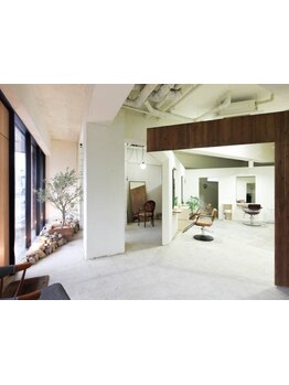 心まで温まる癒される空間。隠れ家サロンeternoであなただけの時間を◆スタッフ全員で温かくお出迎え―