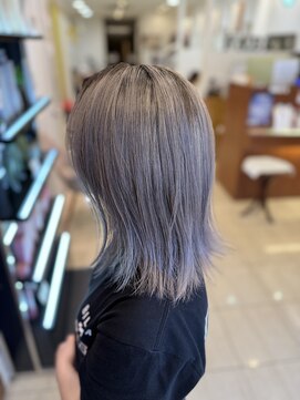 美粧ほそや 横浜反町 #バレイヤージュ #髪質改善 #ハイトーンカラー #ケアブリーチ