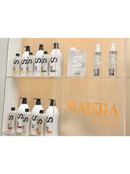 「魅せる」へ。大人の白髪ぼかしと髪質ケアで、自信あふれる艶髪を◎